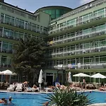 Boomerang - Sunny Hotel 3*