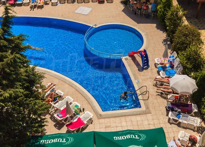 Boomerang - Sunny Hotel