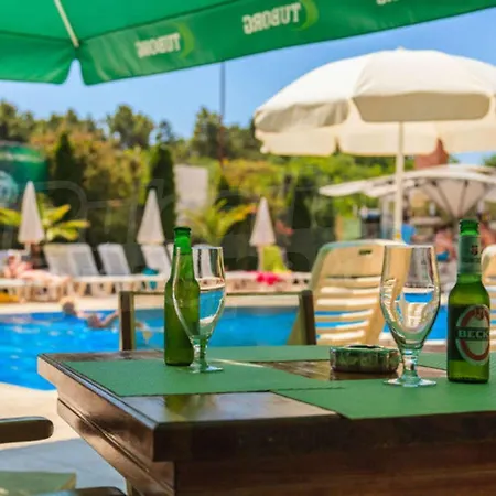 Hotell Boomerang - Sunny 3*