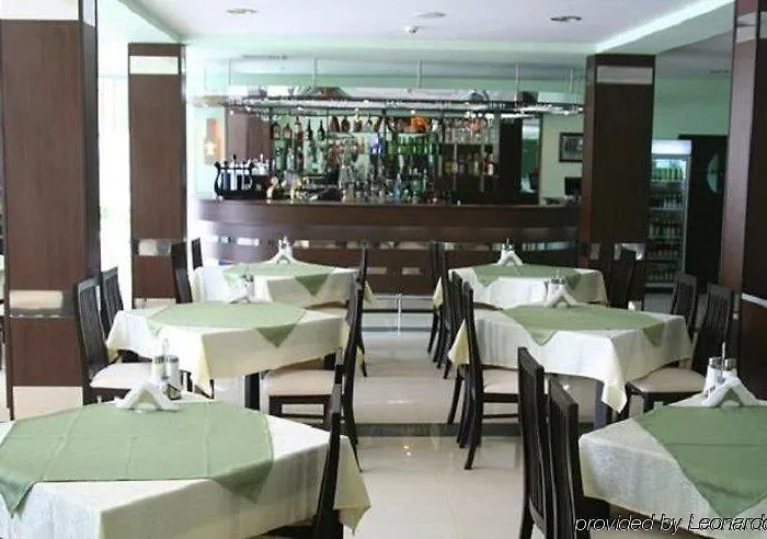 Boomerang - Sunny Hotell 3*