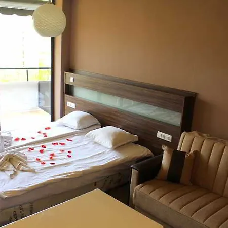 Boomerang - Sunny 호텔