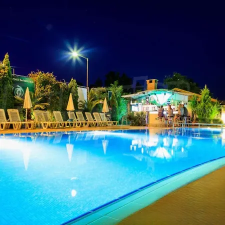 호텔 Boomerang - Sunny 3*